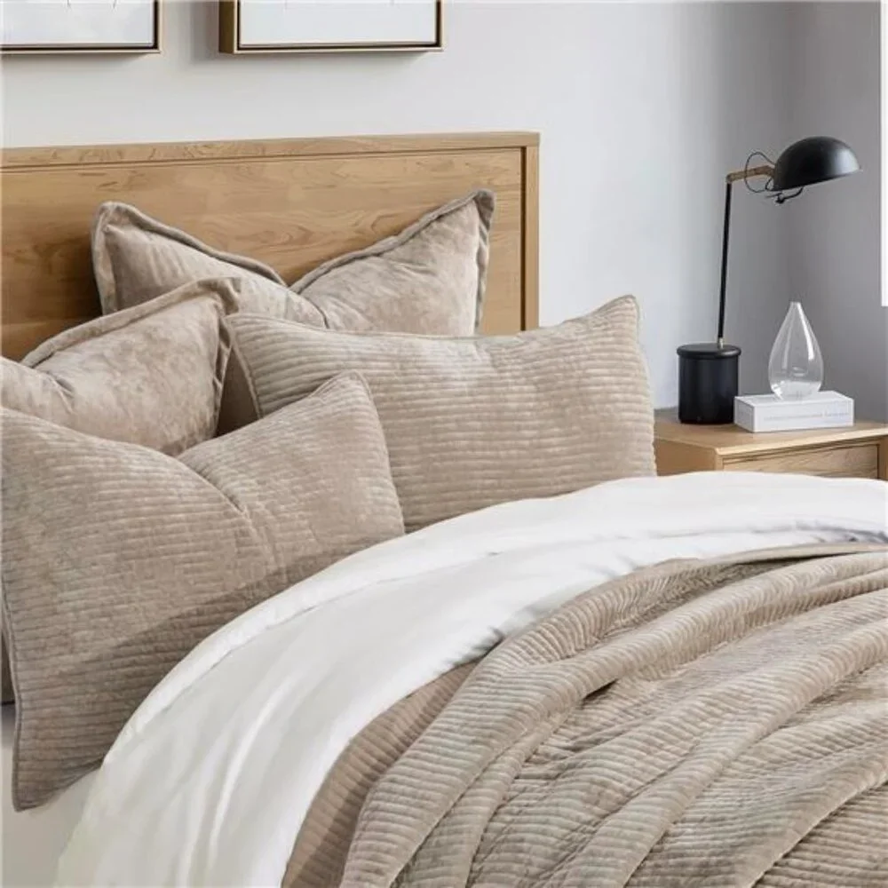Velvet Quilt Set Queen Size, Luxurious Soft Quilted Bedding Sets,